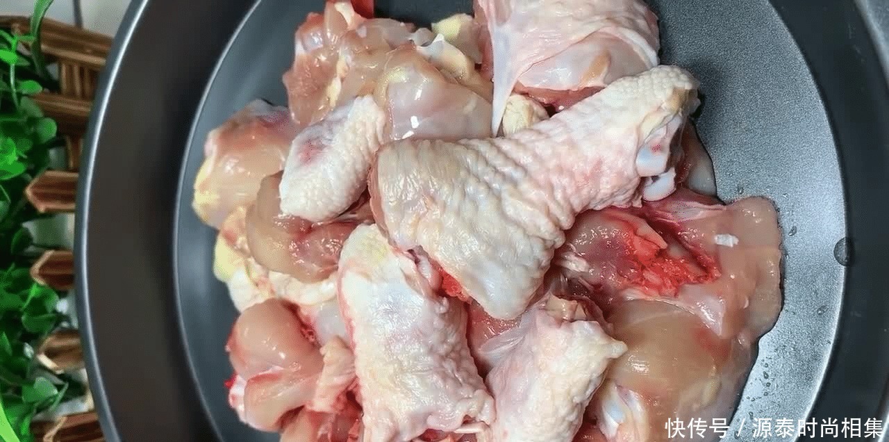 鸡腿|鸡腿怎么做既简单又好吃试试红烧鸡腿,瓷实劲道兼具营养和美味