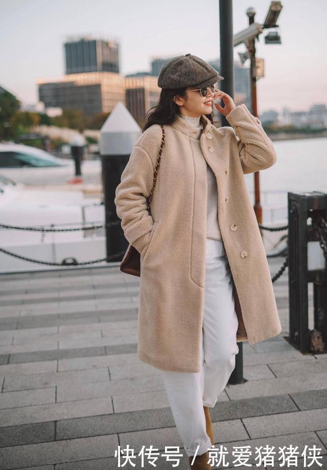 三木|三木的初冬新装真美,毛呢大衣配“牛奶裤”,色调搭配看着真舒服