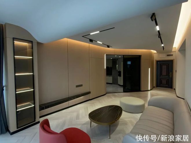 枕上|致美致诚室内设计张林：枕上诗书闲处好，门前风景雨来佳