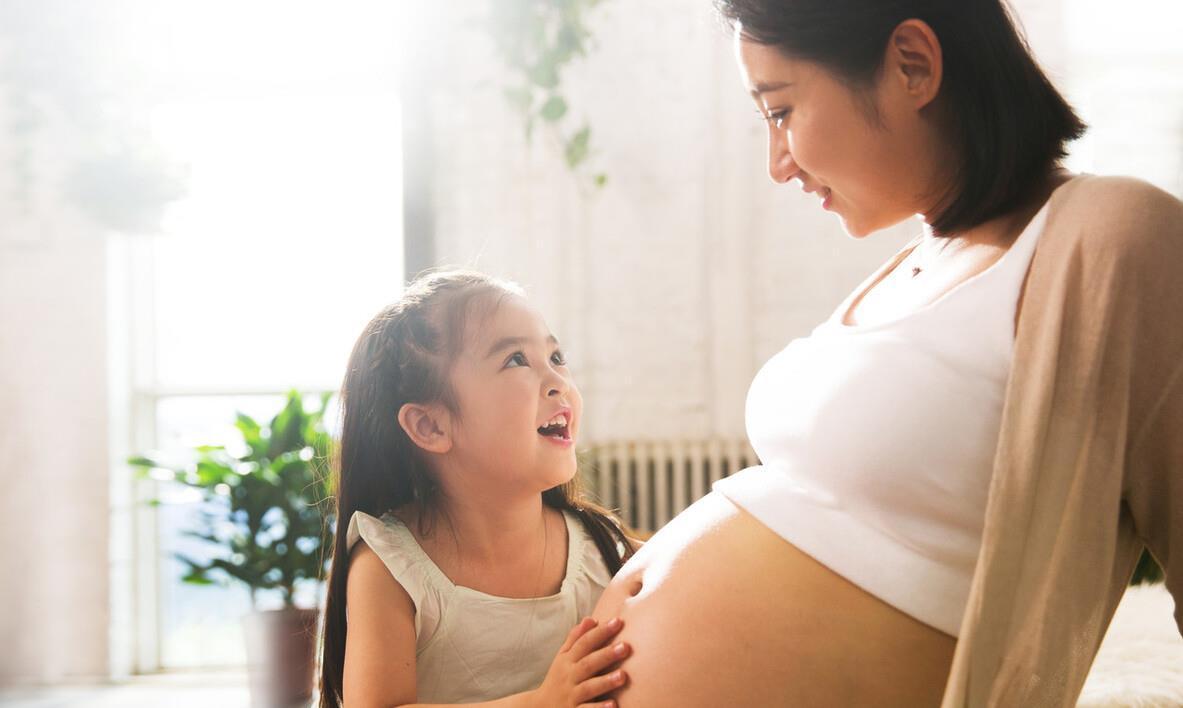 小棉袄|头胎是儿子好还是女儿好，对比太现实，难怪有宝妈为孩子性别抑郁