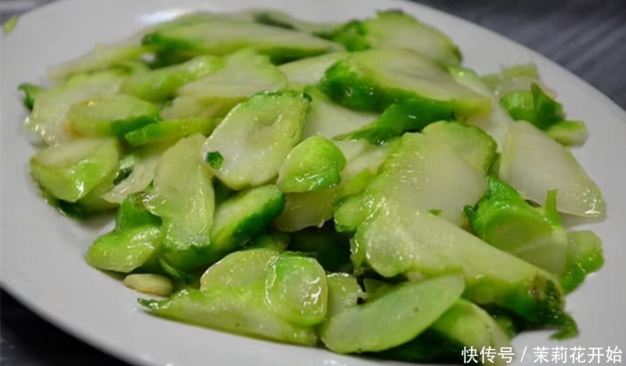 女性不想变老,多吃3种食物,补充营养,清热解毒,早吃早好