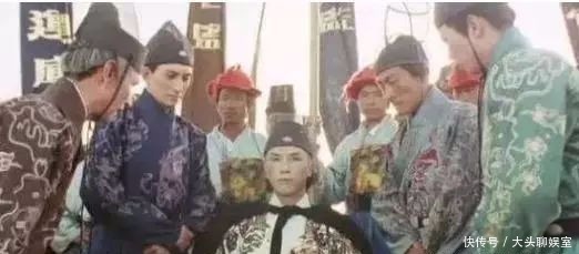 时局|为什么魏忠贤手握大权时，明朝时局平稳，而他倒台后明朝却亡了