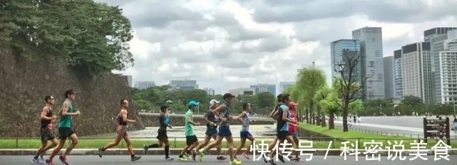 跑步|“不行！您这样真的不能再跑步了！”