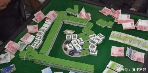 鲜为人知|俗语“人到四十两不碰”,你注意过吗下一句的忌讳更鲜为人知