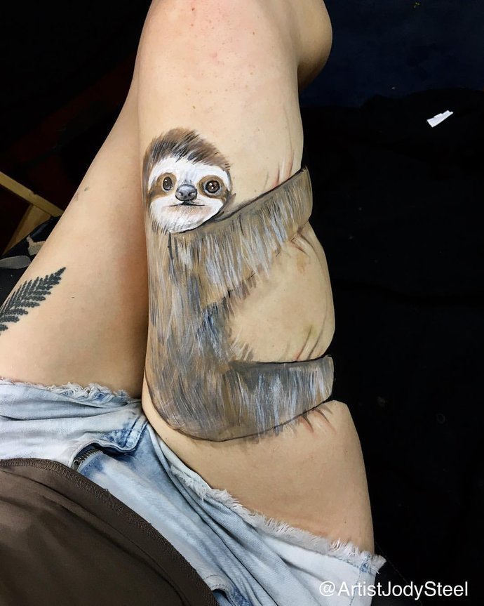 裙子|当她们掀开裙子,露出“惊艳”的大腿时,所有人都看呆了