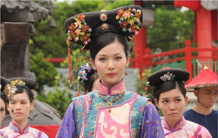 不到|她13岁嫁58岁皇帝,牌子被翻烂,却不到1年失宠,独守清宫33年