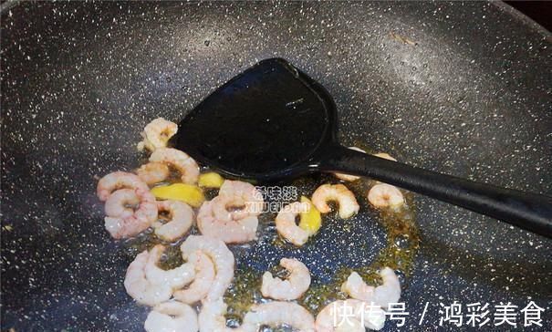 水泡虾仁体|这菜要常吃，吃一个全是钙，隔三差五做一回，孩子个头蹿一蹿