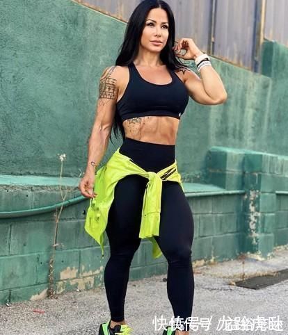 肌肉|穷孩子早当家,最后成为了健美小姐,她的方法值得学习