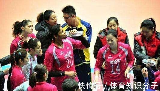 郎平|中国女排魏秋月:亚洲最美二传,嫁郎平助教,与丈夫15岁就相识