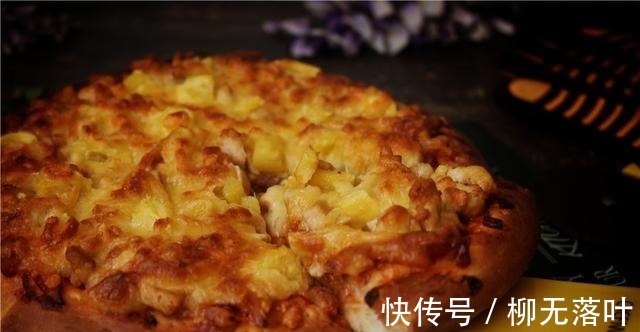 黄油|自制披萨，食材丰富，比外面卖的还好吃！