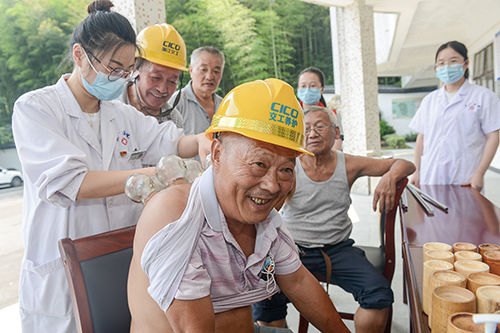 吴拯|长兴新闻网丨出伏出诊