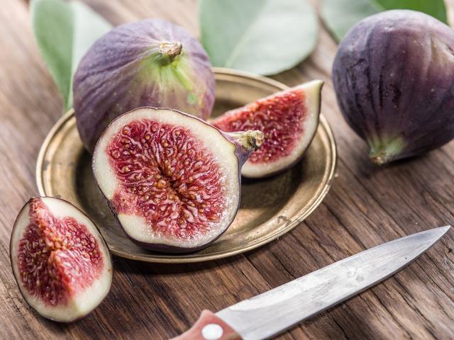 脂肪酶|医生不想脑出血,高血压患者需远离4种食物,莫不当回事