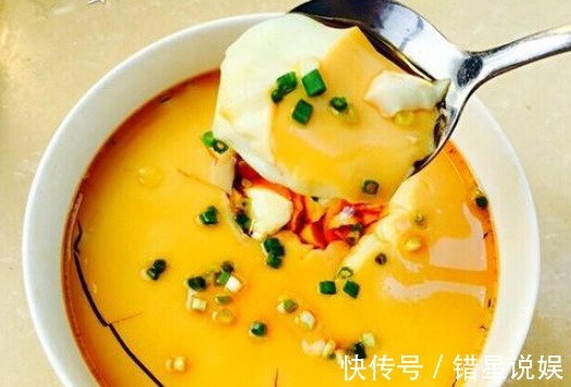 外婆|鸡蛋羹，用冷水蒸还是热水蒸都错了，教你正确做法，嫩滑无蜂窝