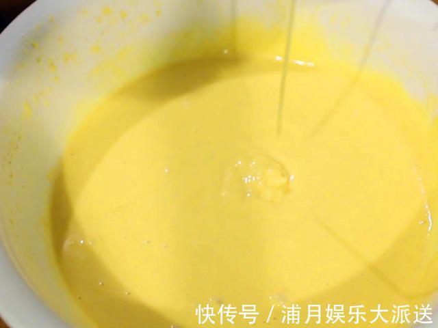 蛋糕最简单的做法,不用烤箱不用打蛋器,利用2个小妙招轻松解决