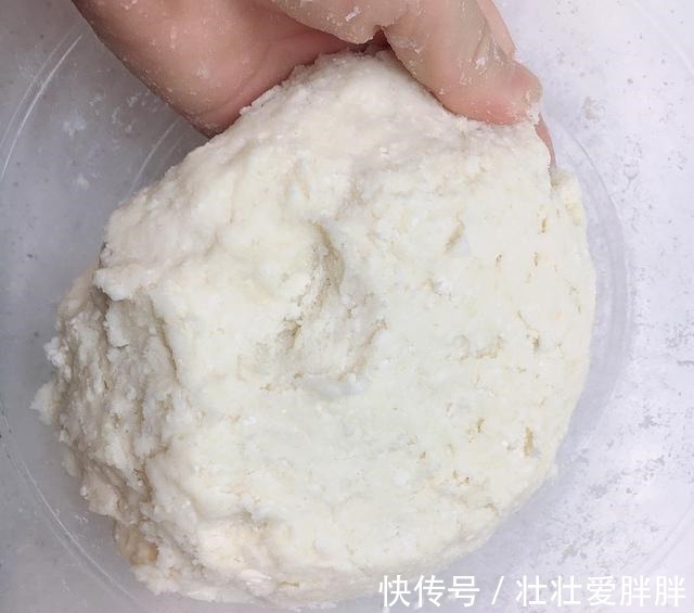 营养健康|鲜美可口的韭菜盒子，制作简单，营养健康！