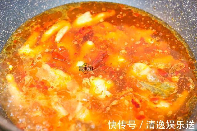 鸡爪|这东西女人常吃皮肤水嫩有光泽，越吃越美！