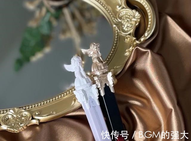 口红 口红界的显白“四霸主”,质地顺滑调色高级,黄皮女生要知道!