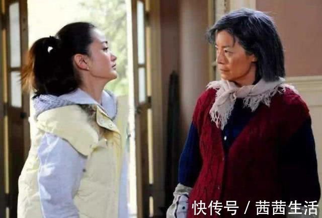 好好学习|父母一走,奶奶撒手,有多少家庭正在经历老人“假带娃”