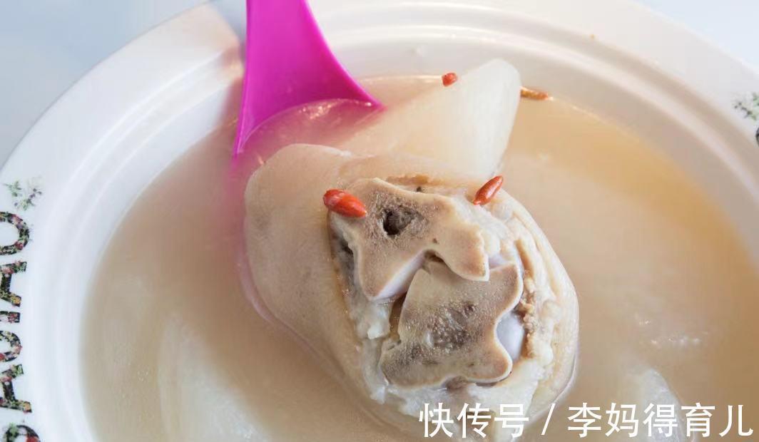 妈妈们|月子餐的正确吃法不是“大补”,大部分妈妈们吃错了,难怪那么胖