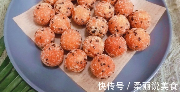 秋天南瓜别熬粥,加一勺糯米粉,个个外焦里糯孩子一口一个吃不停