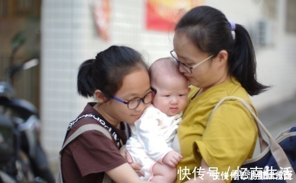 父母|年轻人不爱生二胎不出10年,二胎家庭与独生家庭的差距会拉大