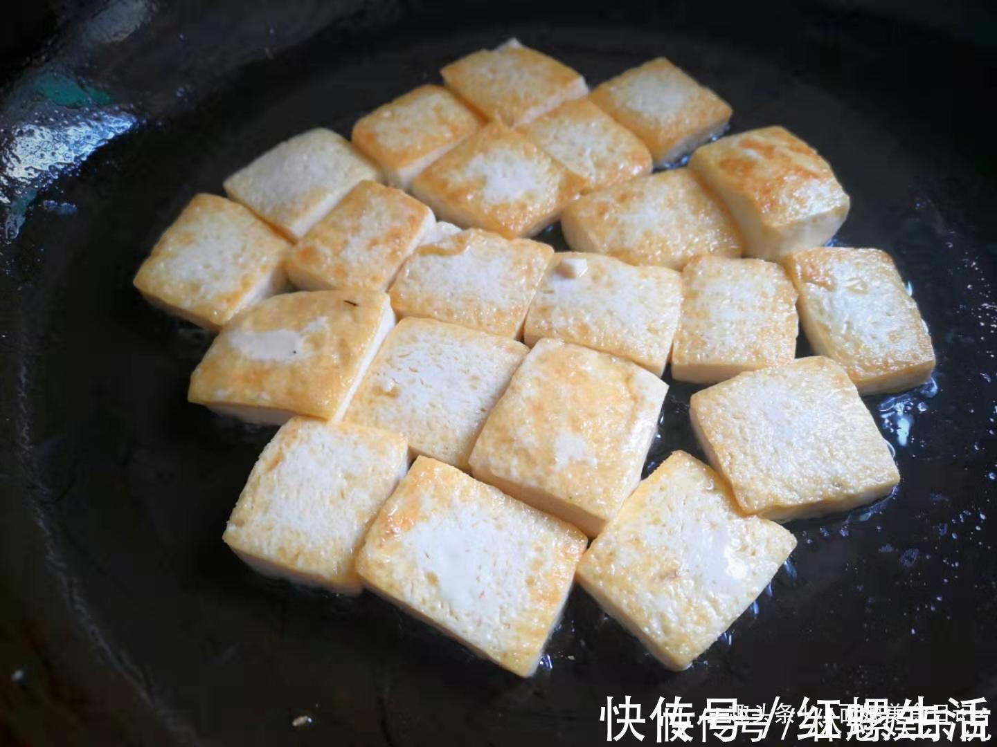 小面姨|早餐别出去买了，2个鸡蛋一块豆腐，快速又营养，全家都喜欢！