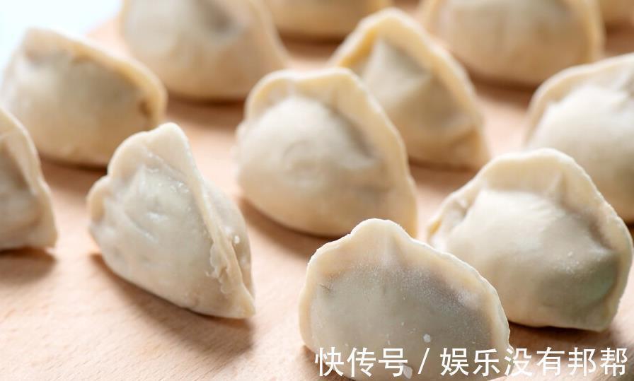 拌饺子馅最忌讳放此调料,牢记“调馅5字口诀”,调出贼香饺子馅