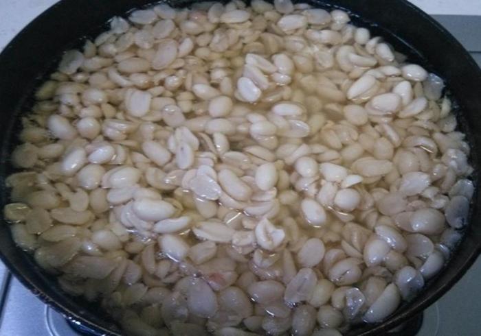 下酒的酒鬼花生,简单!只要掌握如此技巧,又香又酥还炸不糊