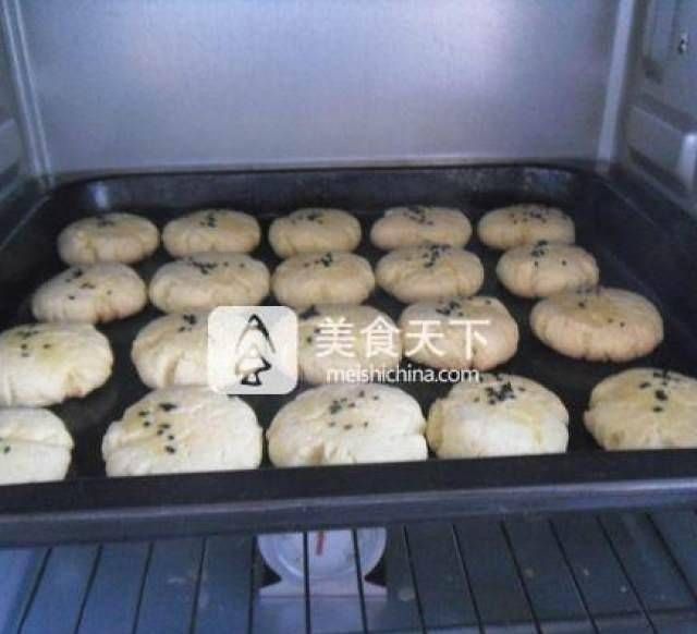 玉米油|迷你芝麻酥，香酥可口，自制零添加，超简单的下午茶小点