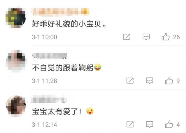 萌娃开学不停鞠躬，网友：走错片场了？不应该是“灾难大片”吗？