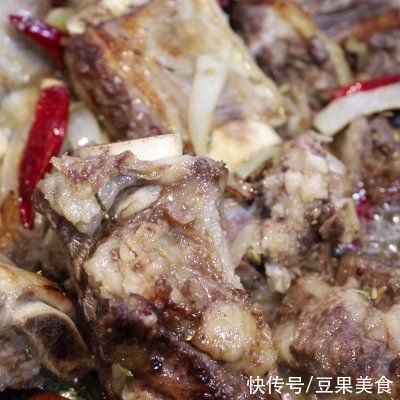 炖牛排骨这样做实在太美味，碗盘都要舔干净