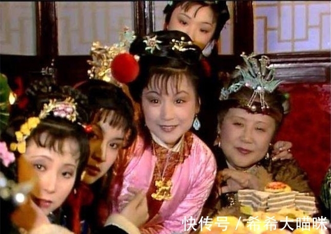 黛玉@红楼梦:黛玉和宝玉整日厮混在一起,贾母为何不担心出丑闻?