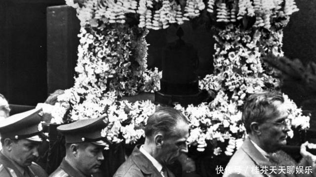 他是第一位牺牲的宇航员，明知飞船缺陷仍执行任务，结果成了焦炭