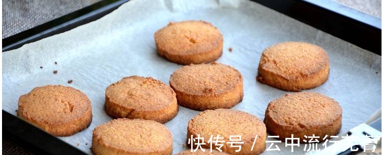 百吃不厌的几道小吃，人人称赞的好味道，客人吃完直呼过瘾！