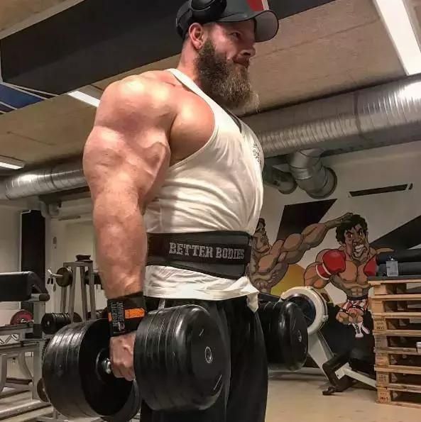 麒麟臂|健身高手在民间,“肌肉半兽人”练出夸张围度,鹿神难以匹敌