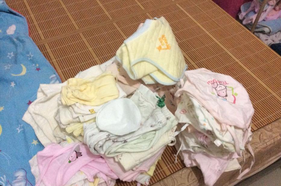 技巧|新生儿宝宝的衣服该如何准备?样式、挑选技巧,准妈妈心里要有数