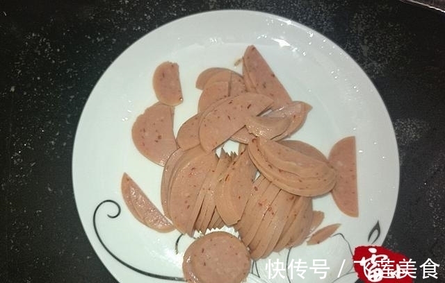 孩子最喜欢吃的菜，每次都能吃两碗饭，常吃还能保护视力！