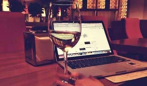 女性|患乳腺增生的女性,别再贪图2种食物的美味,有可能会加重病情