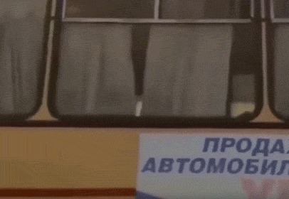 |搞笑GIF:仙女,你这样欺负一个机器人,真的会让系统错乱的