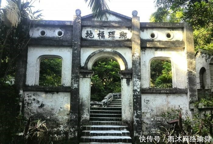 落魄秀才发现一处宝地,设下绝命局安葬于此,家族从此富贵八百年