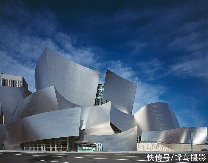 排水管|65个活久未见的设计,一战纪念碑是一家人的“合影”,但缺一个人