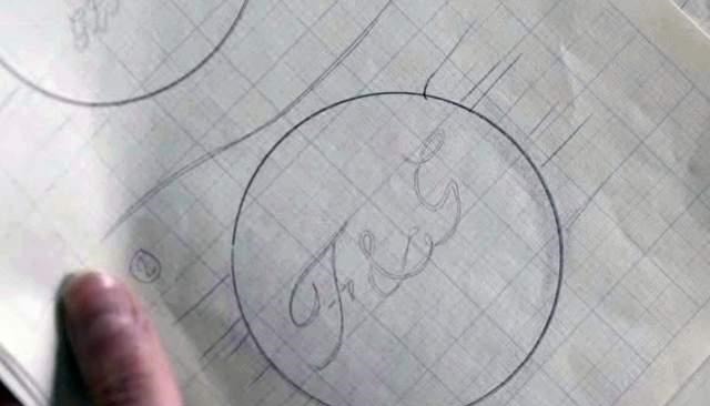 蓝宝石!戴安娜婚戒平淡无奇,卡米拉婚戒是无价之宝,查尔斯送礼太偏心了