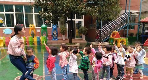 脾胃|儿科医生宝宝积食体质差,谨记一少一多一饮一按,强脾长大个