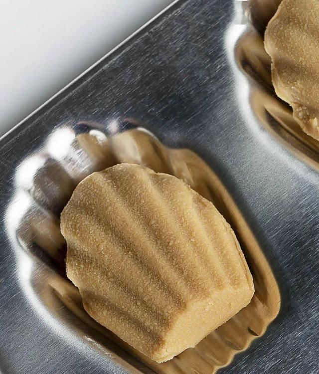 颜值|黑芝麻“玛德琳”——米其林三星酒店,颜值霸主级别的创意之作