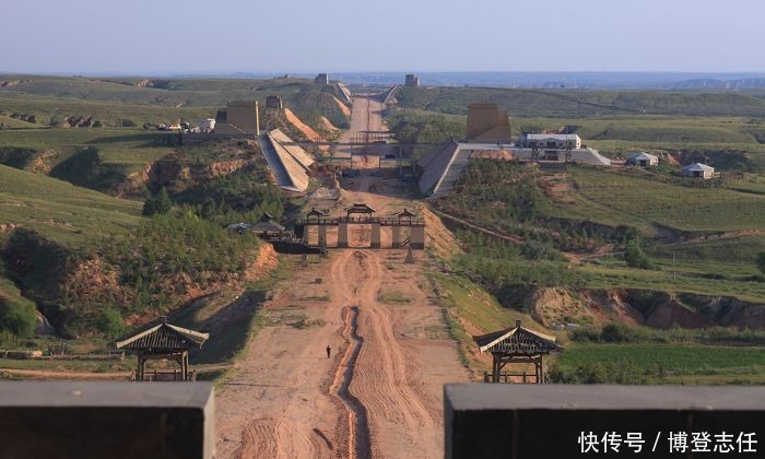 秦始皇|秦始皇修建的秦直道,历经千年,为何依旧寸草不生?