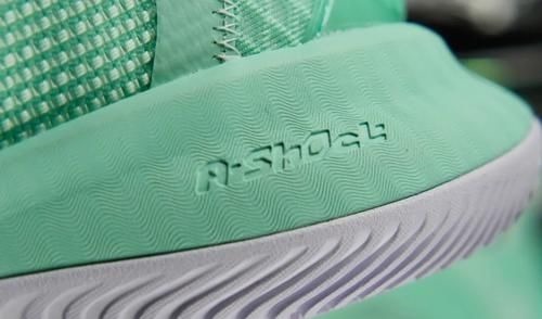 实战 罕见没有被贩子炒上天的国产实战!为何它200多就能入手?