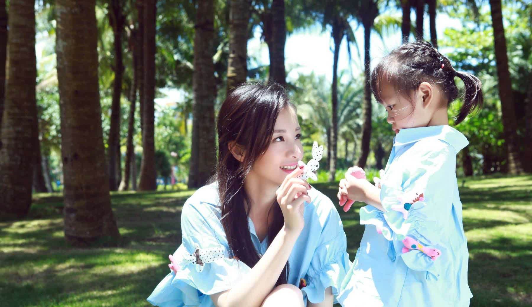 金钱|6岁女娃花100块买袋盐,宝妈怒气冲冲上门理论,老板:自己看监控