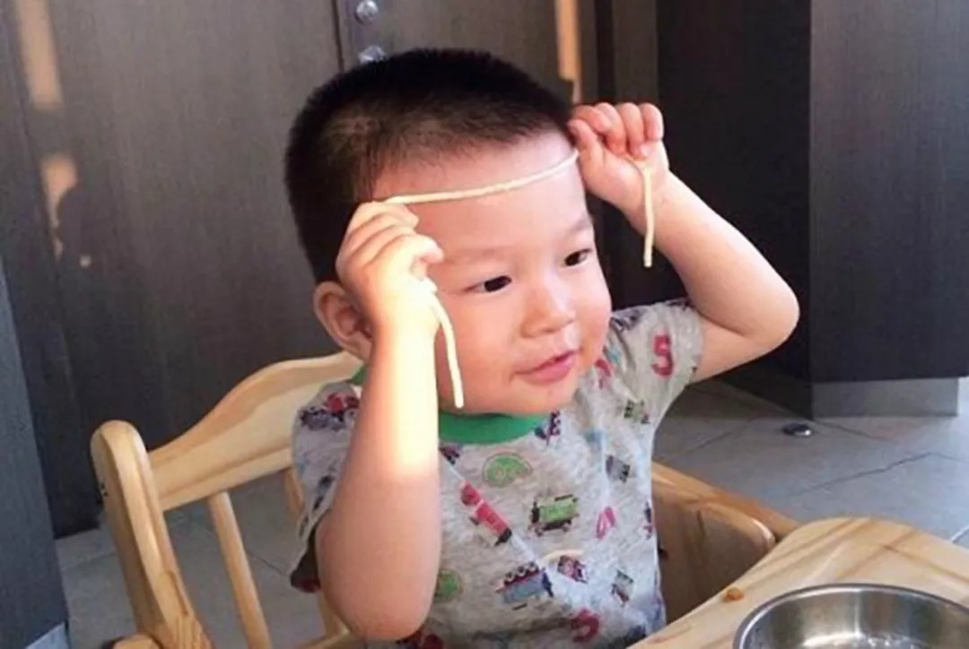 瓦特|孩子脑力超常有“暗示”?如果孩子有这三种“怪癖”,多半很聪明