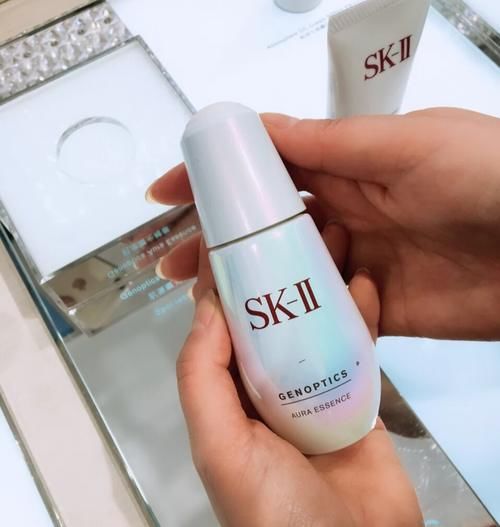 公认好用的5款“美白精华”：sk2小灯泡是其一，POLA吸收超快