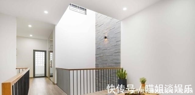 壁挂电视|卖掉城里100㎡,回农村建230㎡别墅,一楼院子顶楼露台,生活安逸